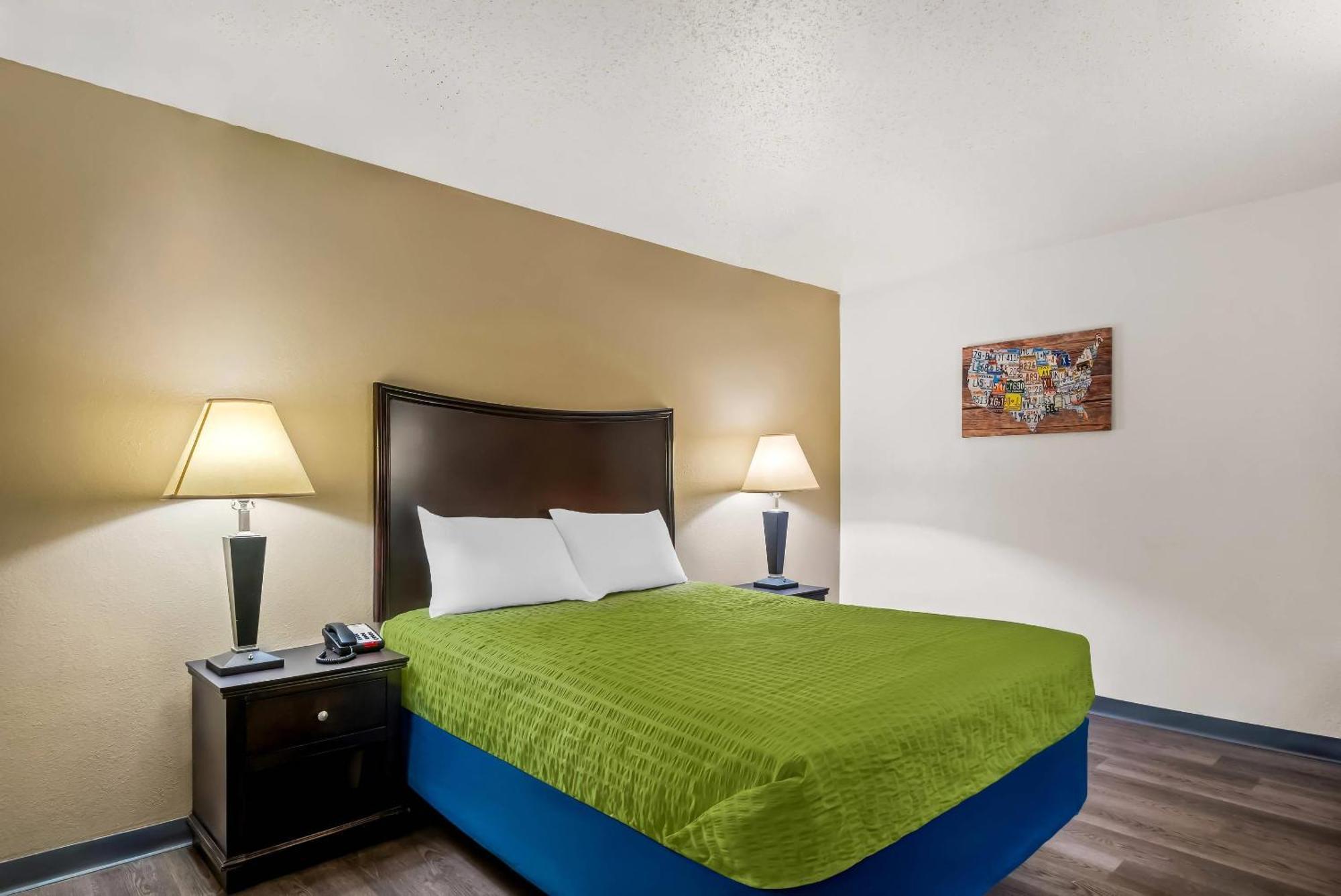 Econo Lodge Inn & Suites Auburn Zewnętrze zdjęcie