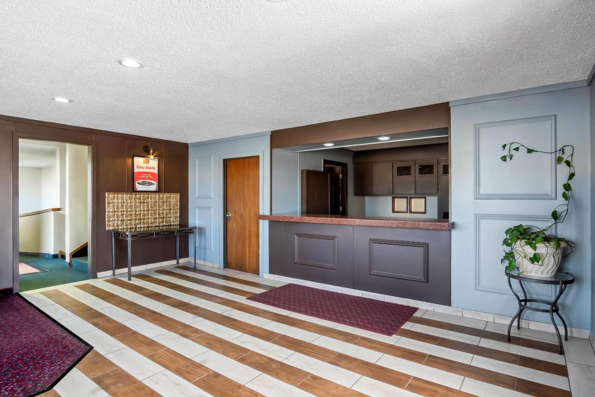 Econo Lodge Inn & Suites Auburn Zewnętrze zdjęcie